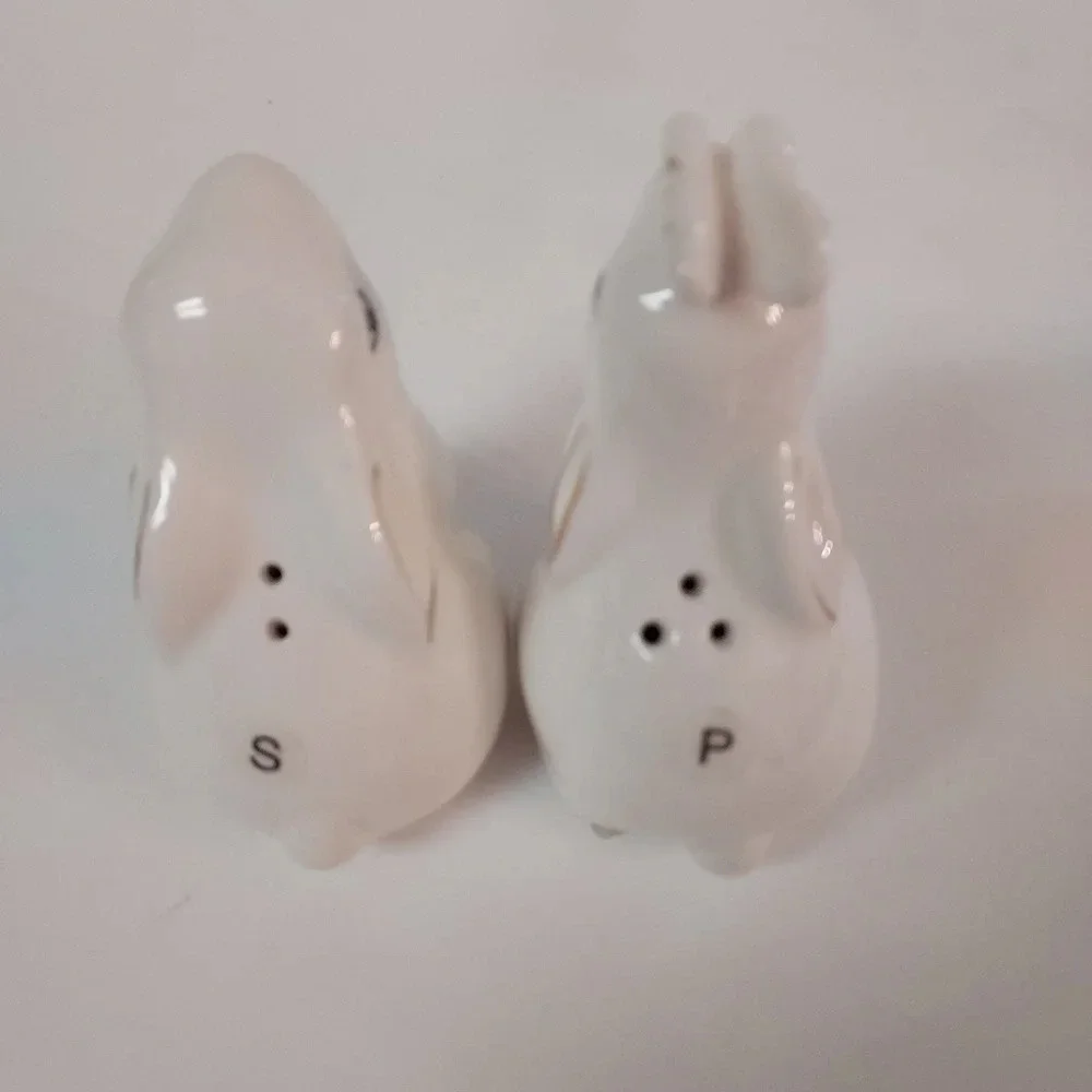 Pier 1 Set of 2 Ceramic Rabbit Salt and Pepper Shakers White and Gold Detail